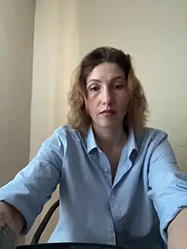 Snapshot of _Crystal_2 chatting on 02-21-26, 03:13 Crystal 2 online show from 02-21-26, 03:13