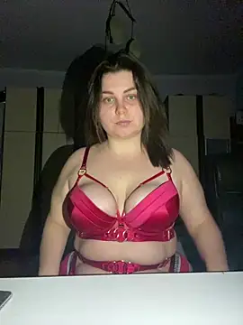 Snapshot of ShappireJoy chatting on 02-13-26, 06:37 ShappireJoy online show from 02-13-26, 06:37