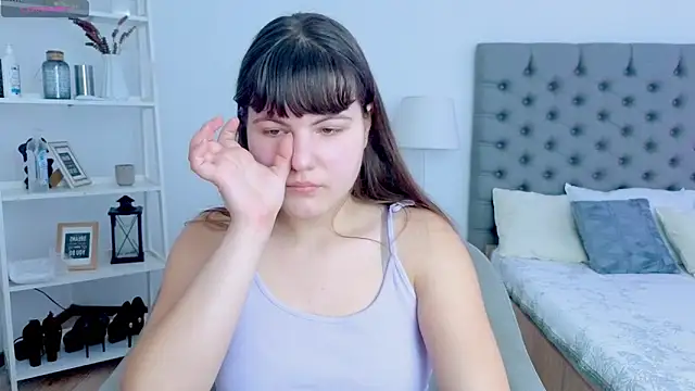 Miss  Poly online show from 02-08-26, 01:47