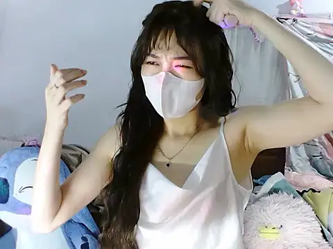 Snapshot of Onikimii chatting on 02-13-26, 04:47 Onikimii online show from 02-13-26, 04:47