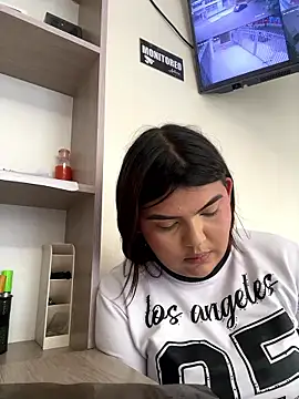 luisa clark1 online show from 01-12-26, 07:08