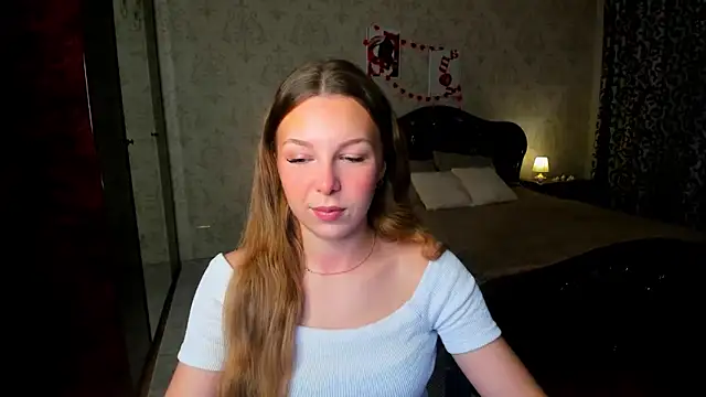 Snapshot of LilyBlakee chatting on 02-25-26, 07:34 LilyBlakee online show from 02-25-26, 07:34