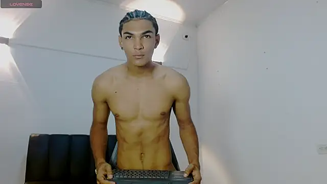 Snapshot of Jaycob_smith chatting on 02-26-26, 01:32 Jaycob smith online show from 02-26-26, 01:32