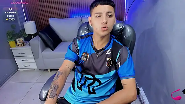 Liam9  online show from 02-12-26, 12:00