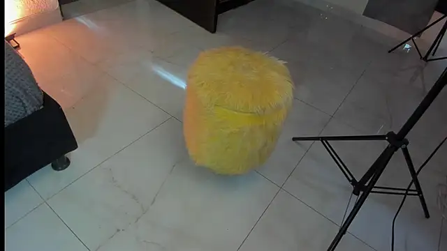 Snapshot of daenerys_11 chatting on 01-15-26, 01:48 daenerys 11 online show from 01-15-26, 01:48