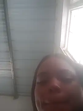 Snapshot of AdharaCusan chatting on 02-08-26, 06:33 AdharaCusan online show from 02-08-26, 06:33