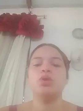 Snapshot of AdharaCusan chatting on 03-04-26, 02:45 AdharaCusan online show from 03-04-26, 02:45