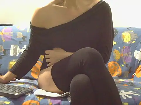 Snapshot of janehotmilf chatting on 02-08-26, 04:16 janehotmilf online show from 02-08-26, 04:16