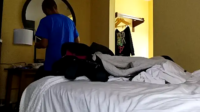 Snapshot of sterng6969 chatting on 02-25-26, 03:05 sterng6969 online show from 02-25-26, 03:05