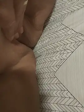 Snapshot of Karine0806 chatting on 02-15-26, 03:03 Karine0806 online show from 02-15-26, 03:03