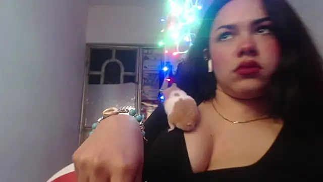 Snapshot of Loriiiany chatting on 02-28-26, 04:46 Loriiiany online show from 02-28-26, 04:46