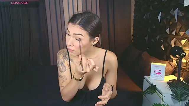 Snapshot of inababe chatting on 03-03-26, 12:00 inababe online show from 03-03-26, 12:00