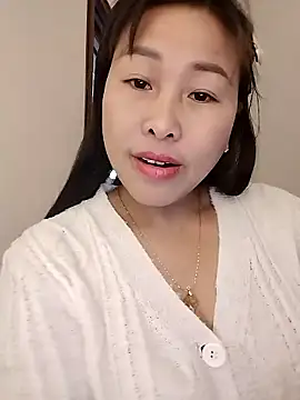 Snapshot of LanNhi_007 chatting on 01-15-26, 02:49 LanNhi 007 online show from 01-15-26, 02:49