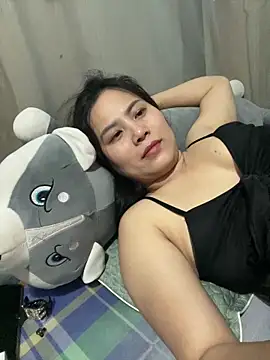 Snapshot of IORio2x chatting on 02-27-26, 03:23 IORio2x online show from 02-27-26, 03:23