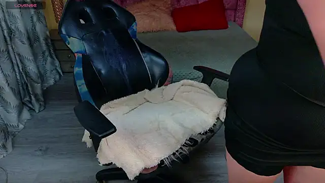 Snapshot of keileen_luna chatting on 02-26-26, 09:03 keileen luna online show from 02-26-26, 09:03