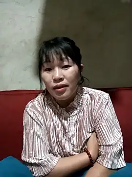 Snapshot of Nga_x9 chatting on 01-15-26, 12:32 Nga x9 online show from 01-15-26, 12:32