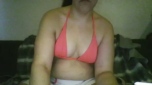 Snapshot of shirley1994 chatting on 01-13-26, 03:28 shirley1994 online show from 01-13-26, 03:28