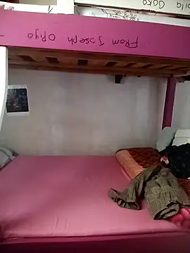 Snapshot of Leratomphogo chatting on 01-17-26, 12:54 Leratomphogo online show from 01-17-26, 12:54