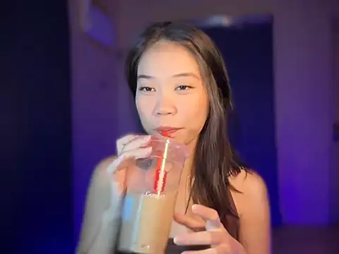 lovely amara19 online show from 04-07-26, 06:25