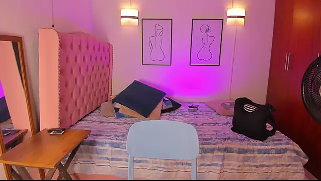 Snapshot of dirty_sexx_ chatting on 02-15-26, 09:00 dirty sexx online show from 02-15-26, 09:00