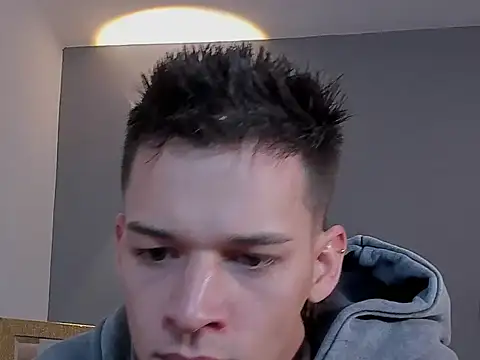 Snapshot of DrakeCarter chatting on 02-11-26, 01:21 DrakeCarter online show from 02-11-26, 01:21