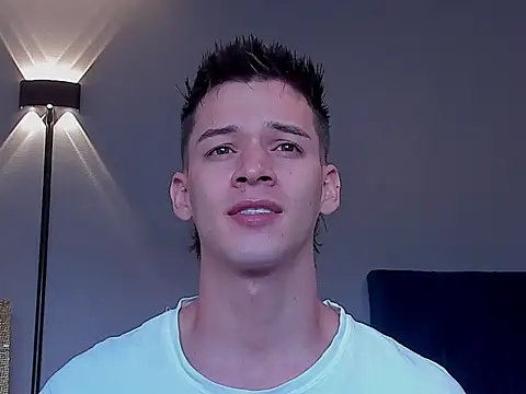 Snapshot of DrakeCarter chatting on 02-11-26, 10:15 DrakeCarter online show from 02-11-26, 10:15