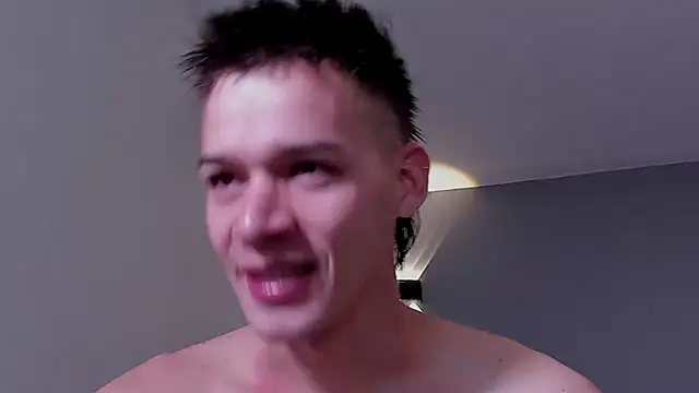 Snapshot of DrakeCarter chatting on 02-15-26, 01:31 DrakeCarter online show from 02-15-26, 01:31