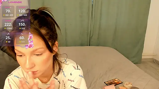 Snapshot of DeonnaHeney chatting on 02-26-26, 06:12 DeonnaHeney online show from 02-26-26, 06:12