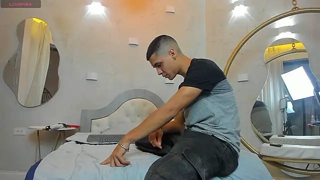 bastian and samantha online show from 03-19-26, 05:44