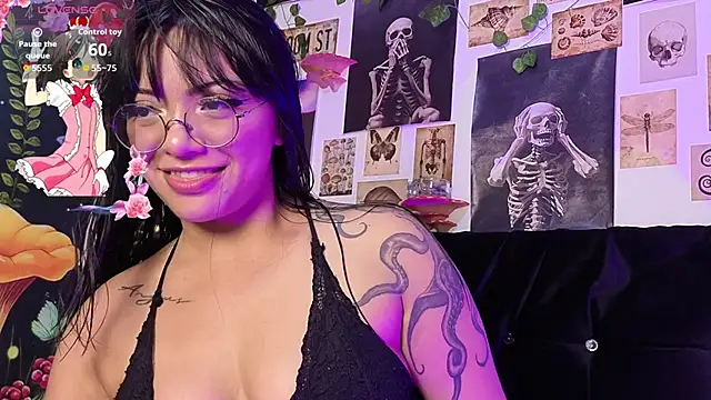 victoriia thompson online show from 03-01-26, 08:11