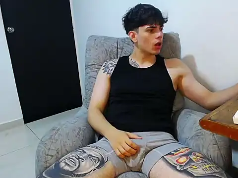 Snapshot of Joshh_miller chatting on 02-07-26, 06:50 Joshh miller online show from 02-07-26, 06:50