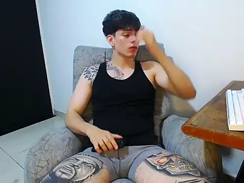 Snapshot of Joshh_miller chatting on 02-18-26, 04:52 Joshh miller online show from 02-18-26, 04:52