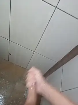 Snapshot of Felipe_20cm chatting on 02-18-26, 08:16 Felipe 20cm online show from 02-18-26, 08:16