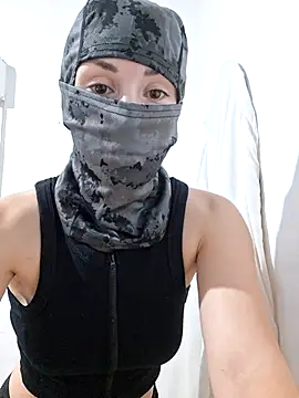 Mariposa-azul online show from 01-14-26, 05:18