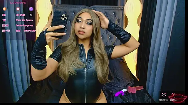 Snapshot of Clea_Moore chatting on 01-19-26, 04:38 Clea Moore online show from 01-19-26, 04:38