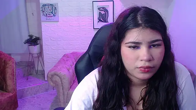 Snapshot of carolineeh_ chatting on 01-15-26, 09:51 carolineeh online show from 01-15-26, 09:51