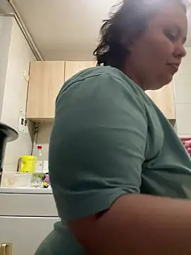 RavenEllieUniverse online show from 02-11-26, 02:49