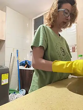 RavenEllieUniverse online show from 02-12-26, 09:54