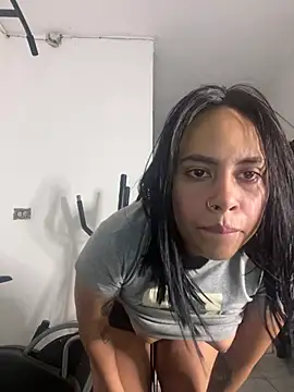 CarolinaRaven online show from 04-05-26, 04:09