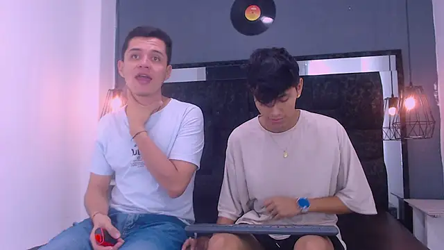 Snapshot of James_And_Kenet chatting on 03-02-26, 12:12 James And Kenet online show from 03-02-26, 12:12