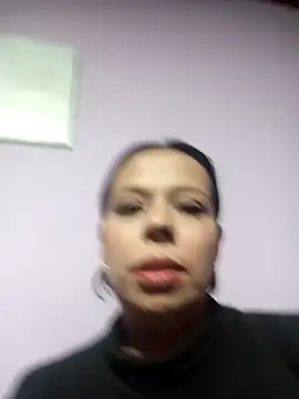 RossyAlvarez online show from 04-12-26, 02:16