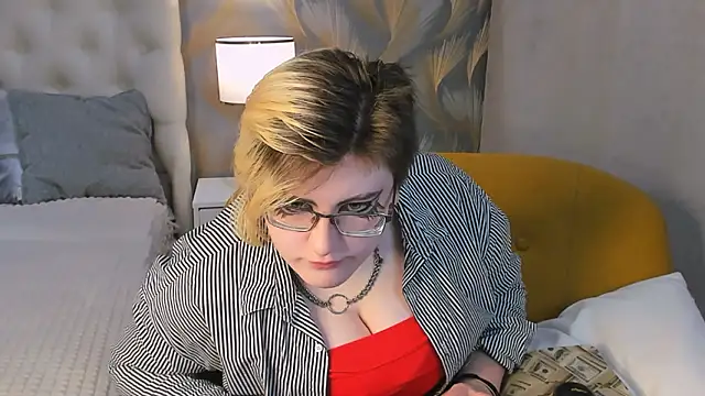 Snapshot of ABSI_GLITCH chatting on 02-03-26, 06:00 ABSI GLITCH online show from 02-03-26, 06:00