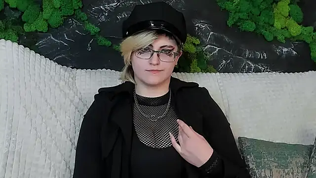 Snapshot of ABSI_GLITCH chatting on 02-03-26, 06:46 ABSI GLITCH online show from 02-03-26, 06:46