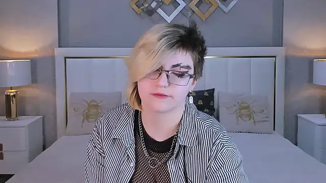 Snapshot of ABSI_GLITCH chatting on 02-04-26, 08:58 ABSI GLITCH online show from 02-04-26, 08:58