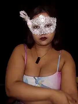 Snapshot of Haseen-beauty chatting on 02-10-26, 07:51 Haseen-beauty online show from 02-10-26, 07:51