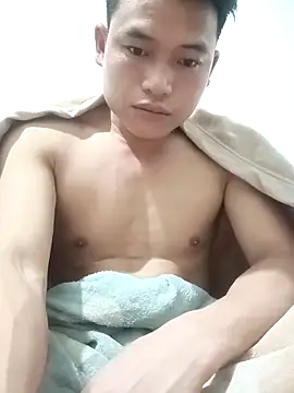 Snapshot of Maycute18 chatting on 02-25-26, 03:10 Maycute18 online show from 02-25-26, 03:10