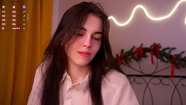 Snapshot of MirnaTellado chatting on 02-14-26, 06:26 MirnaTellado online show from 02-14-26, 06:26