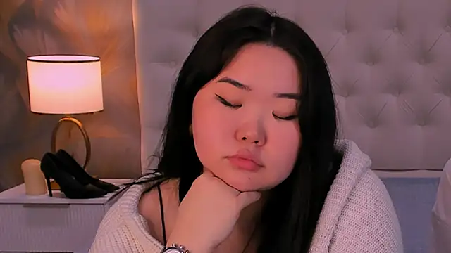 Snapshot of YUMI_G chatting on 02-08-26, 03:48 YUMI G online show from 02-08-26, 03:48