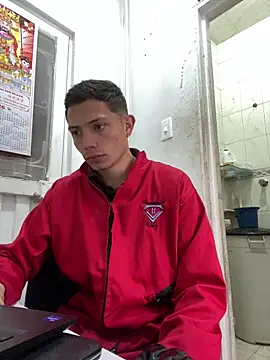 Snapshot of santiObrero chatting on 02-21-26, 03:24 santiObrero online show from 02-21-26, 03:24