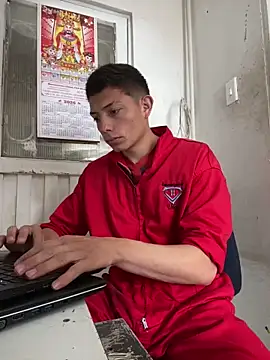 Snapshot of santiObrero chatting on 02-23-26, 03:53 santiObrero online show from 02-23-26, 03:53